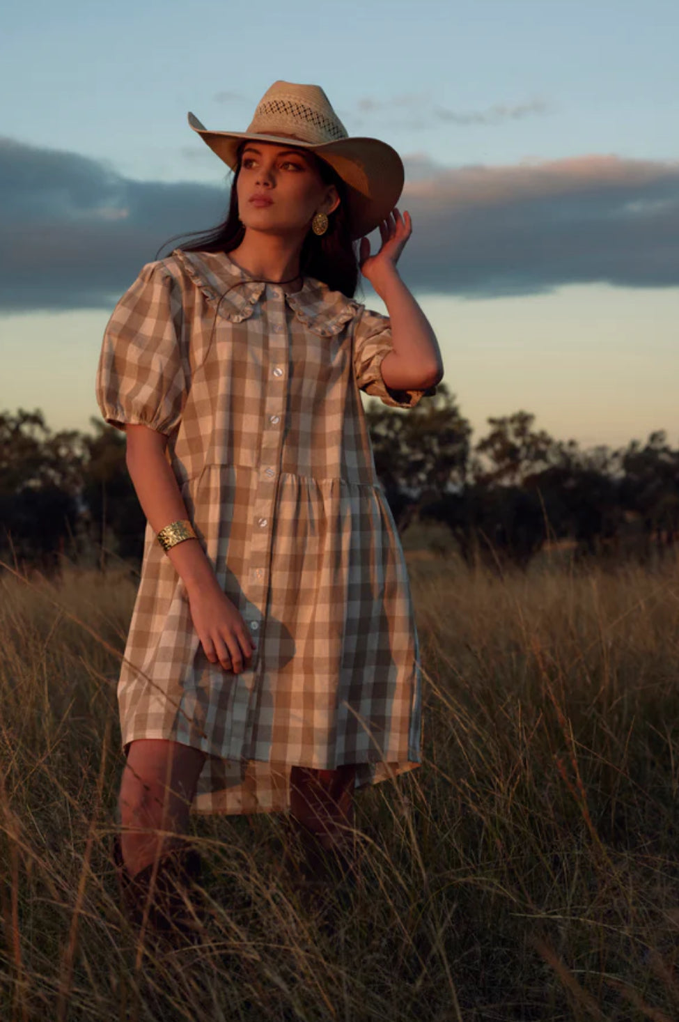 Size L Peta Dress Beige