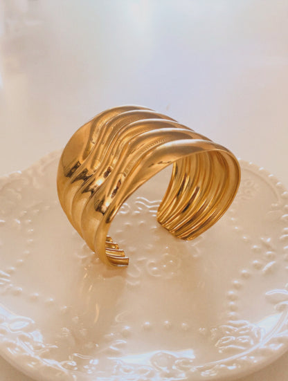 Aria Wave Cuff